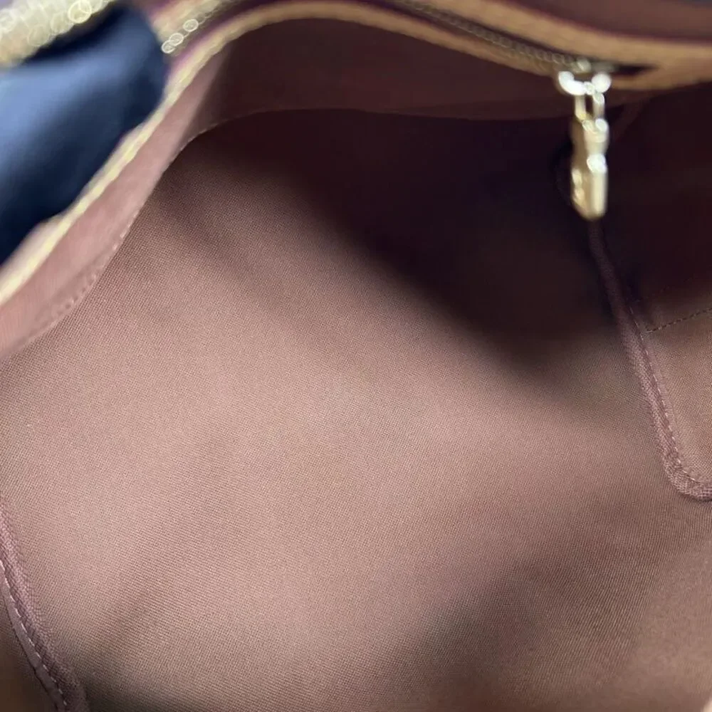 Louis Vuitton Women Pre-Loved Bag Very Good Condition